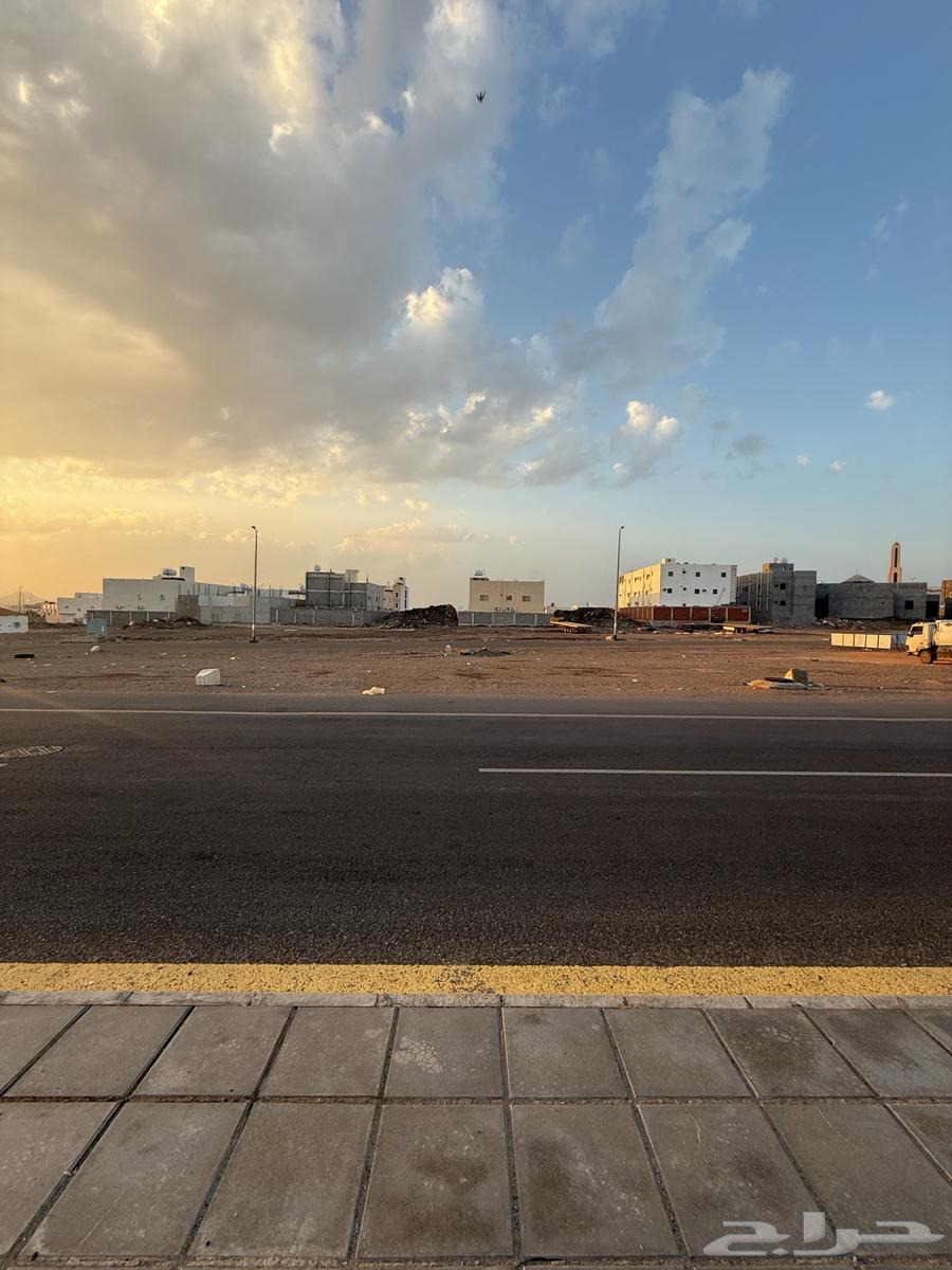 للبيع ارض تجار ية في مخطط النبلاء مساحة 660م64606231966851114