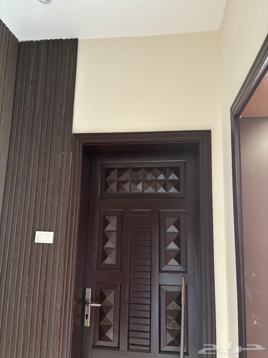 شقة في السنابل (ستر اللحياني سابقا  )غرفتين مطبخ ومكيفات64606246061826111