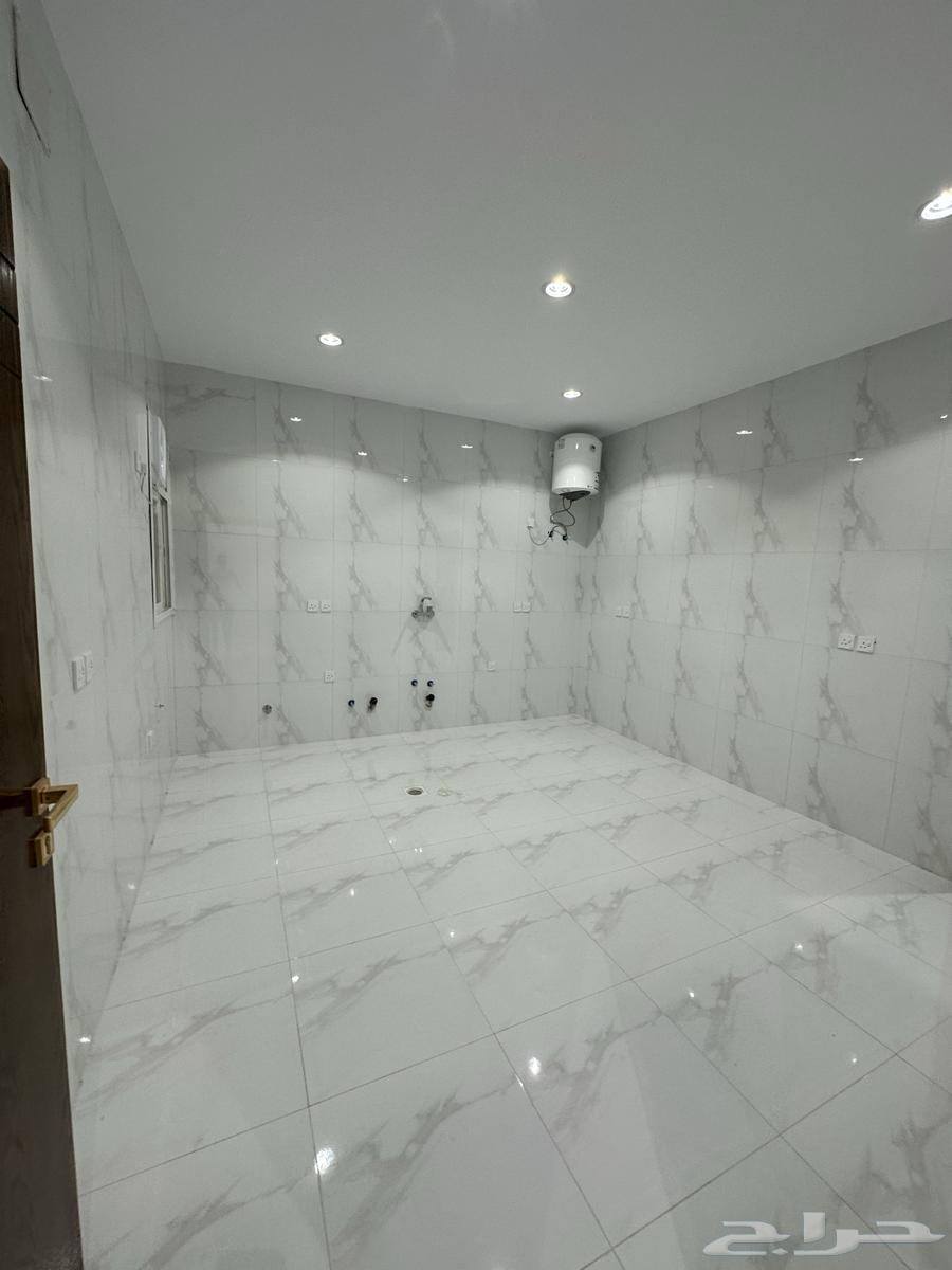 للبيع شقة دور ارضي بمدخل خاص وحوش وسيع المحالة64606187397634114