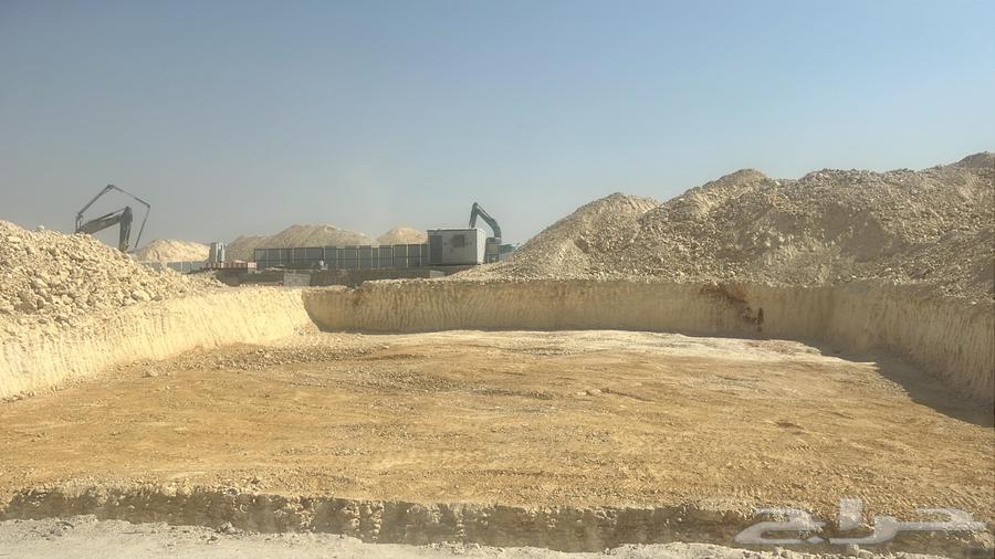 مشرف بناء بسعر رمزي64606417655937113