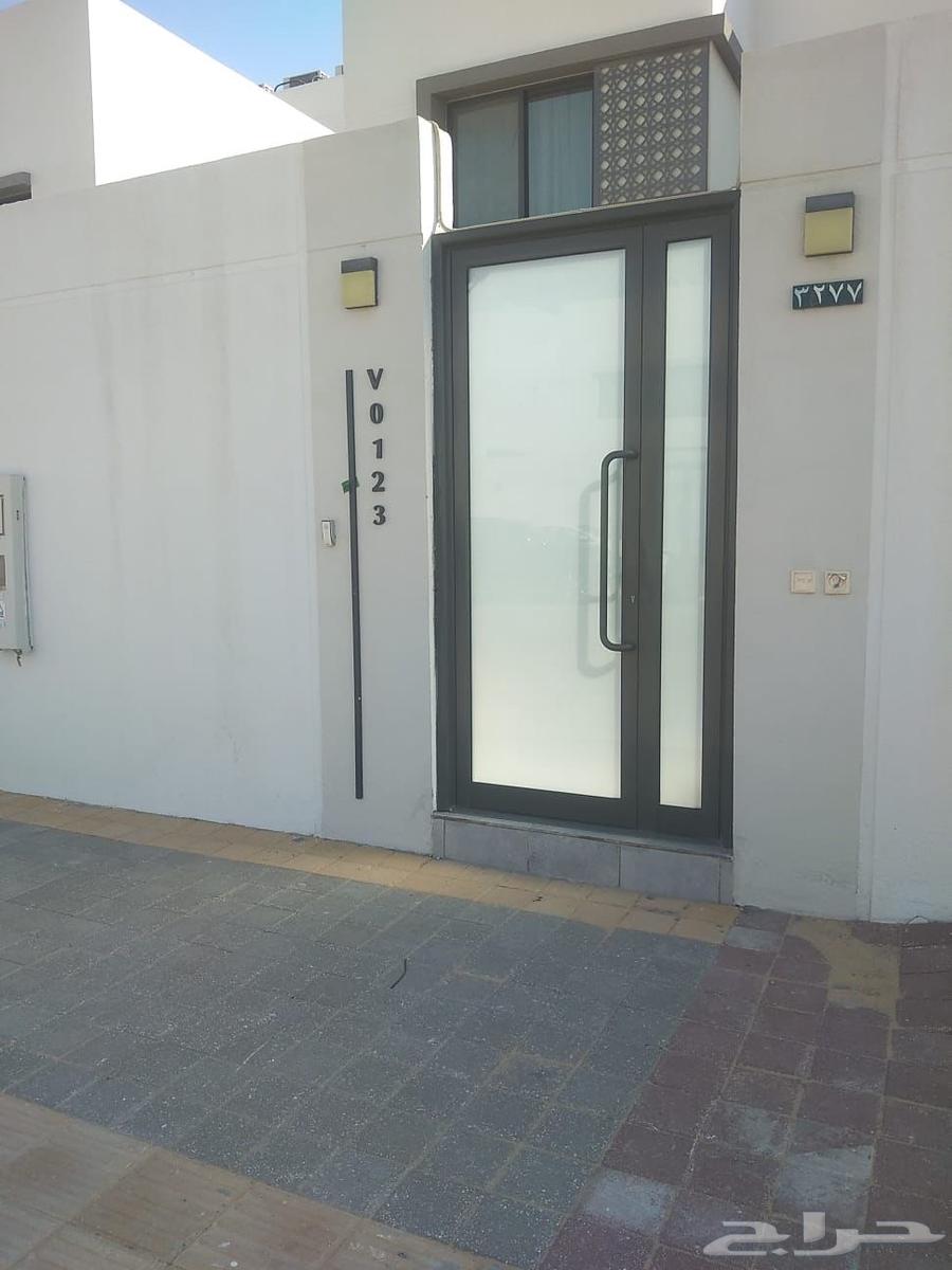 ابواب المنيوم64606446271618114