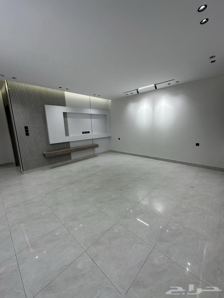 للبيع روفات مودرن اسعار من 650 الف المحالة - ابها64618947906562113