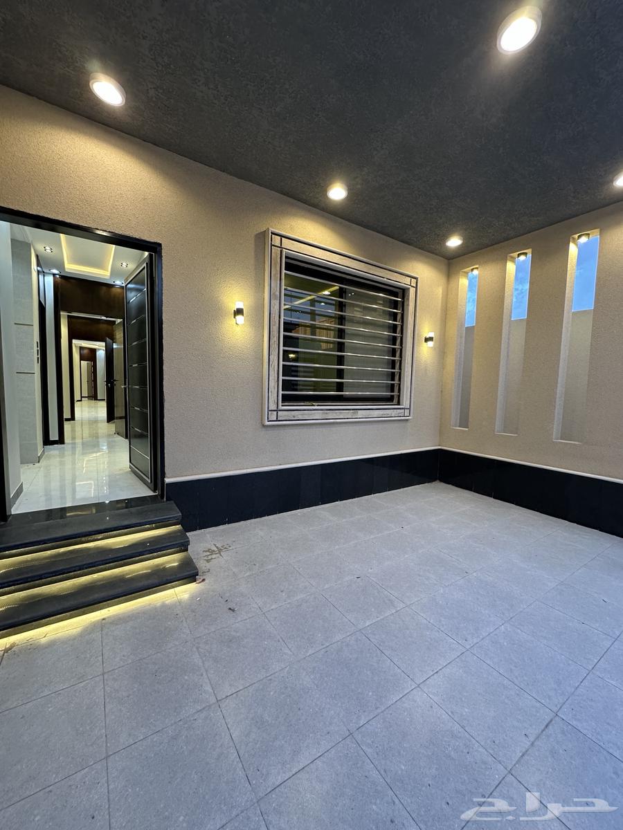 للبيع شقه ارضيه 6غرف بحوش ومدخل سياره بدره الموسي550الف64618932767747113