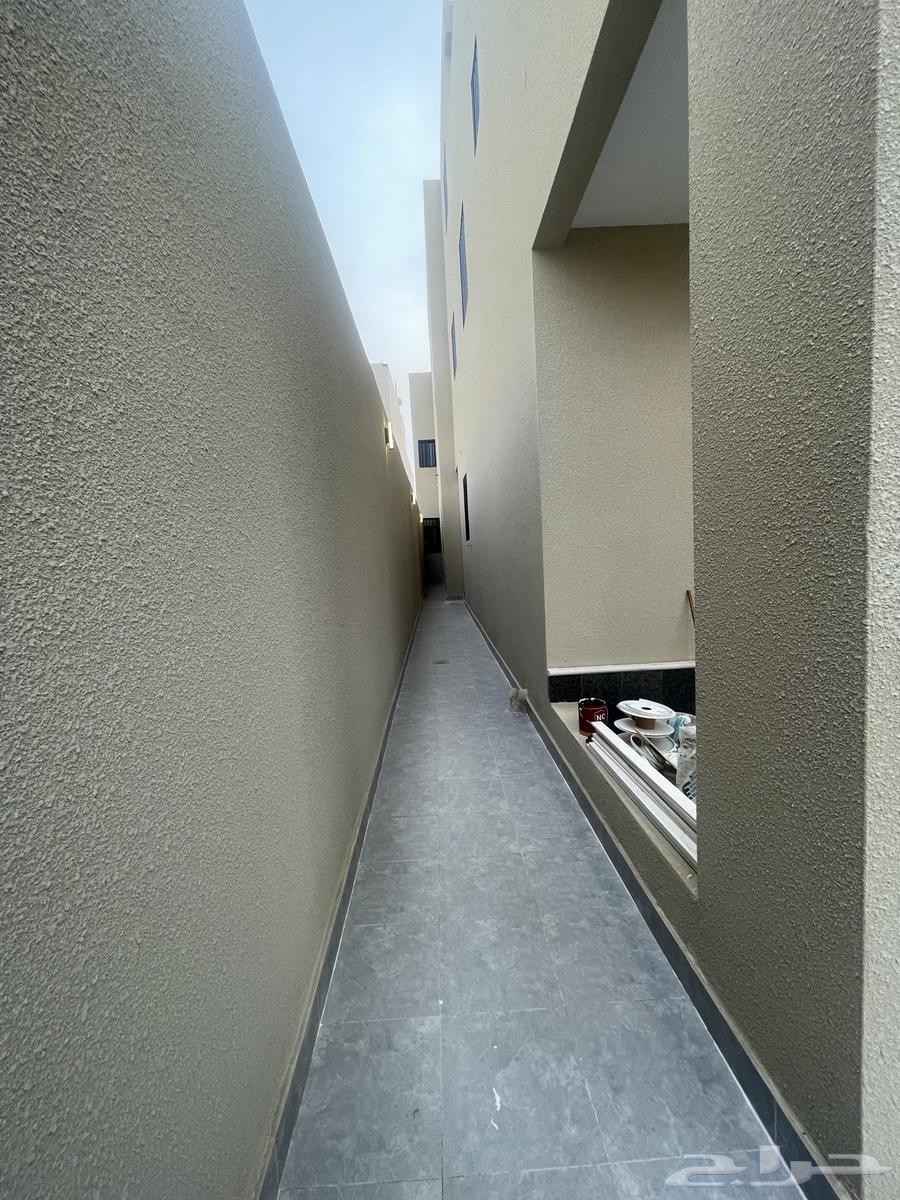 For Sale: Ground-floor Apartment with Yard and Parking Space in Al-Thulayth, West of Al-Khamis, Near Abha Road64648689240066111