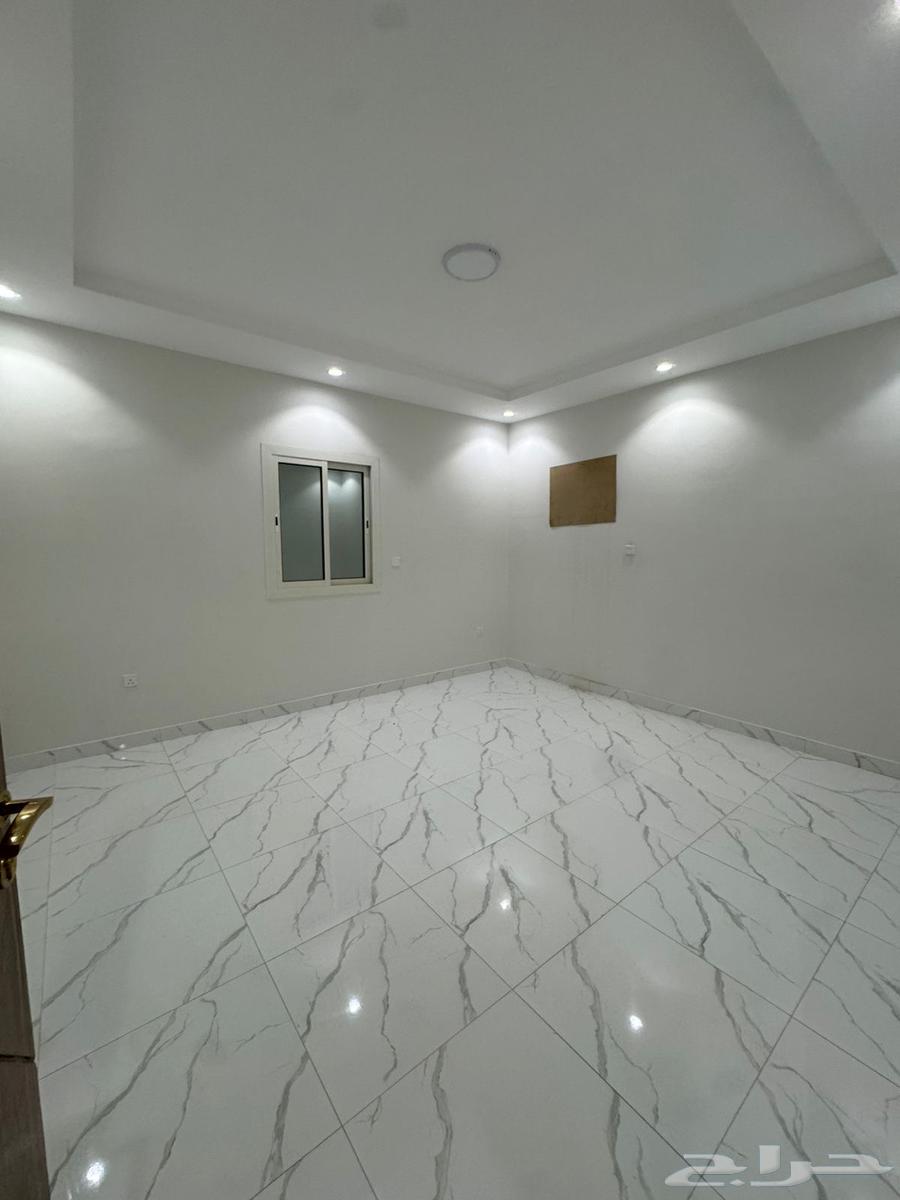 شقة 5 غرف الحمدانية سطح ومدخل خاص64656741848578114