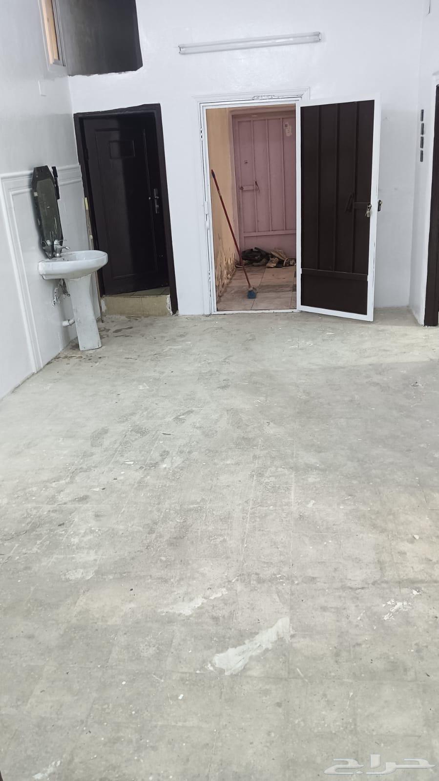 Distinctive and Spacious Apartment for Singles or Workers64669227201410110