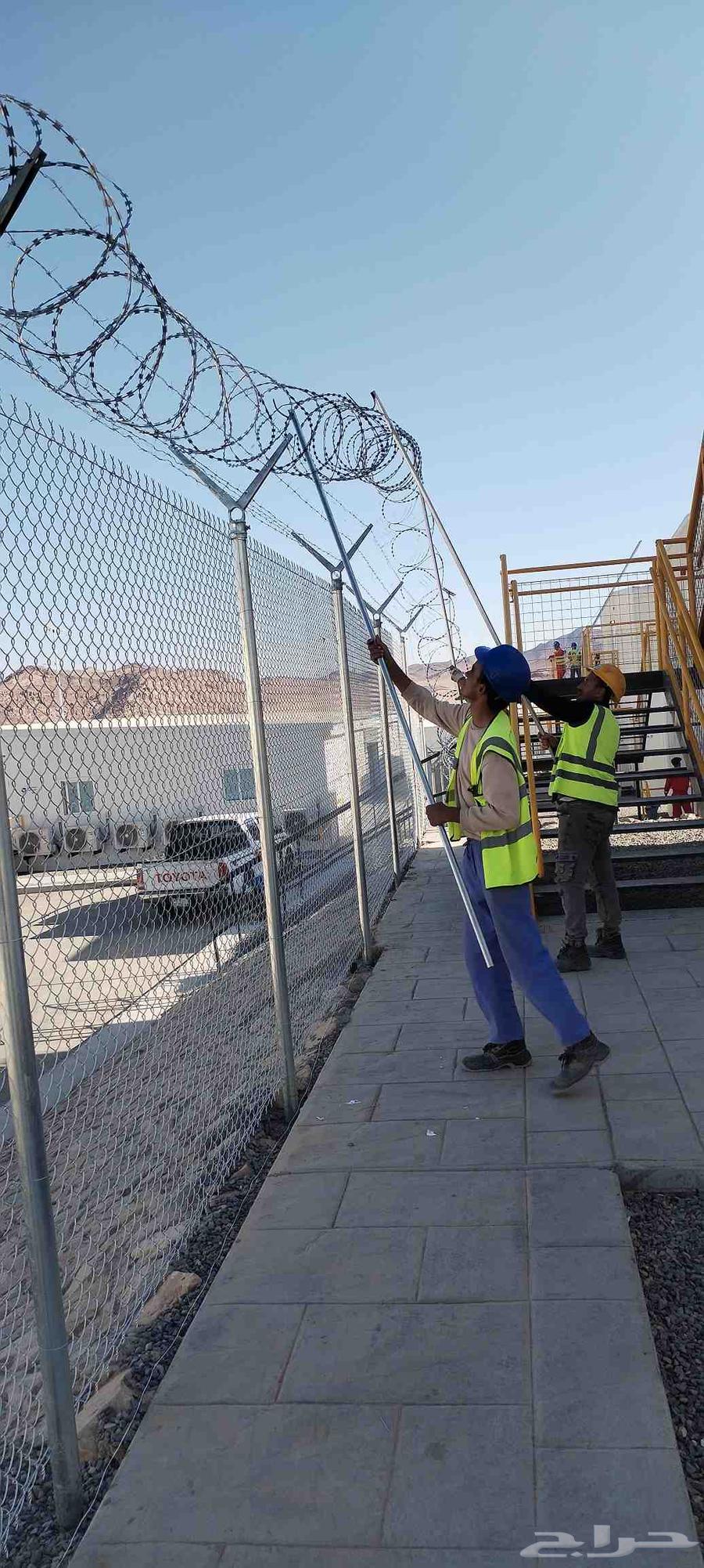 أعمال حجر وطين بجميع انواعها التراثية ومشبات64594181557251112