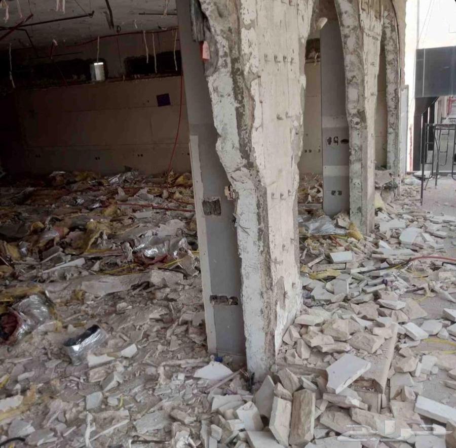 عمال مخصص لي النضافه عمال لي التكسير64606148351619113