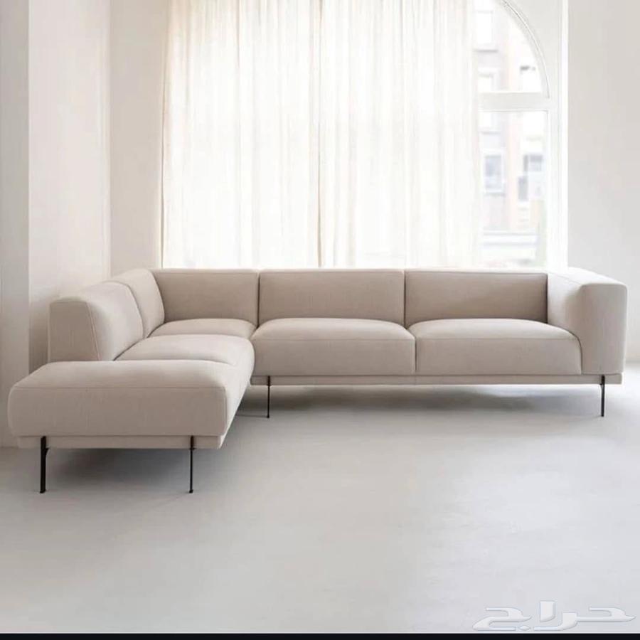 Sofa detailing and Wi-Fi system details64589727820163113