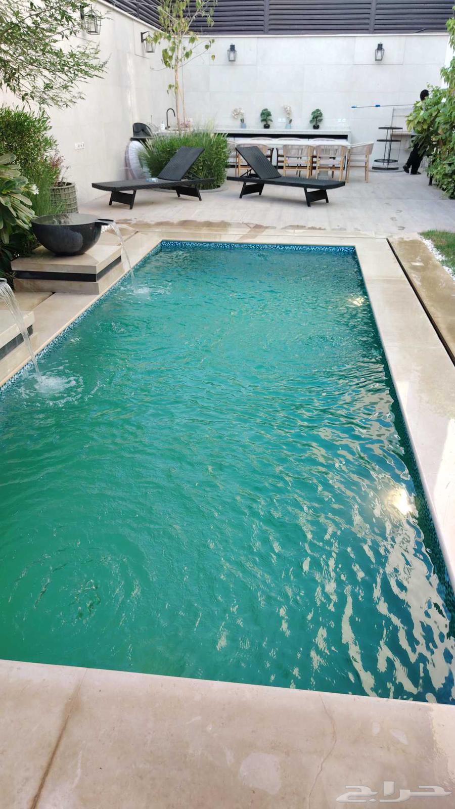 تنظيف وصيانة المسابح بالرياض64594246164611112