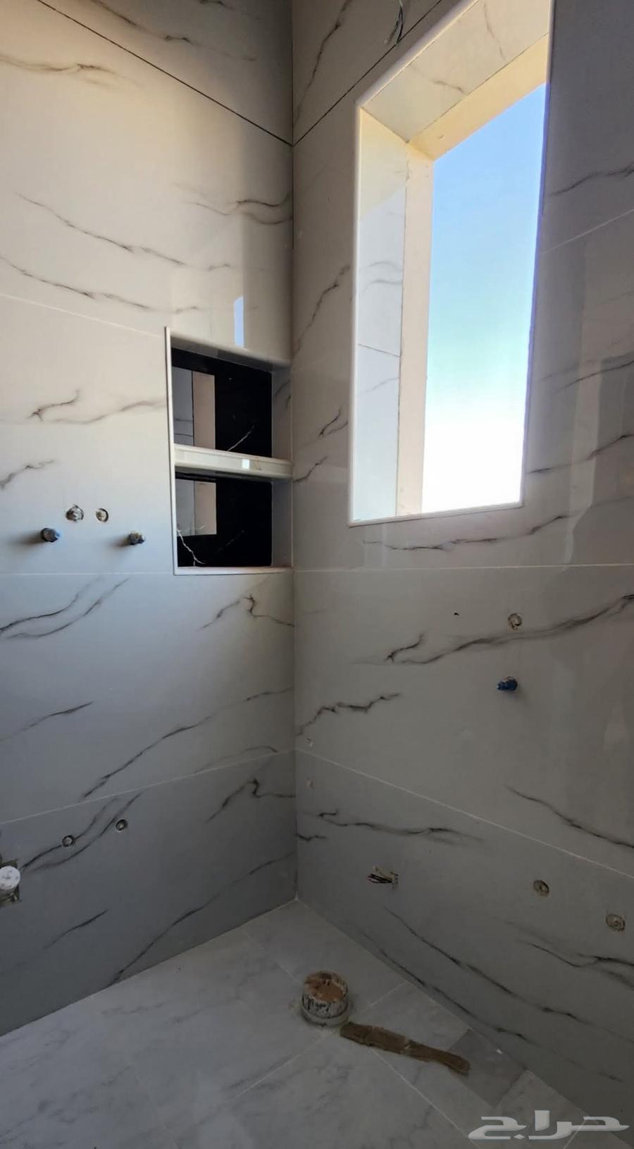 مبلط لتركيب جميع انواع السيراميك والبورسلين والرخام64594118451203114