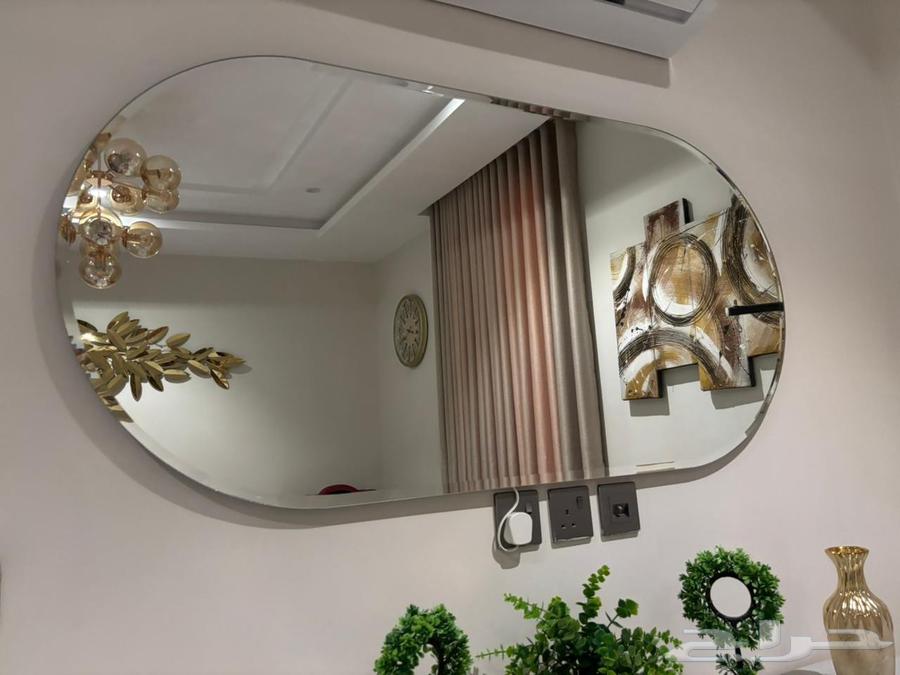 Round mirror with backlighting, excellent shape with supply and installation64594132920962110