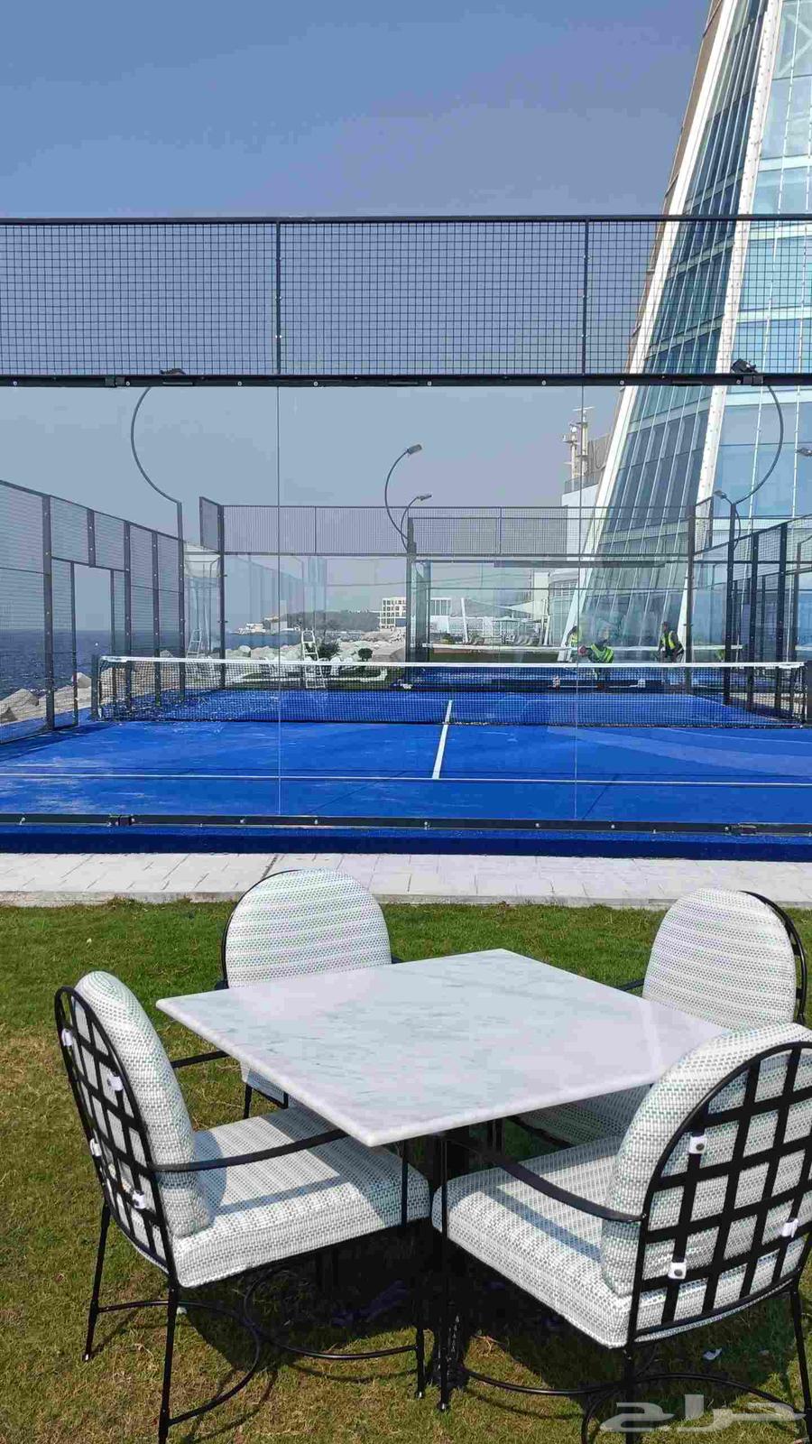 توريد وتركيب ملاعب كرة قدم وحدايق عشب صناعي وارضيات مطاطية64594182053761110