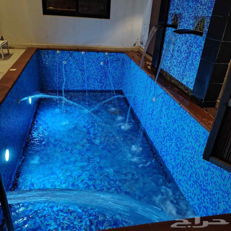تنظيف وصيانة المسابح بالرياض64594246164611111