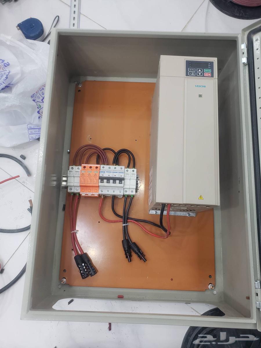 فني تركيب منظومات طاقه شمسيه للغطاسات64589714716674111