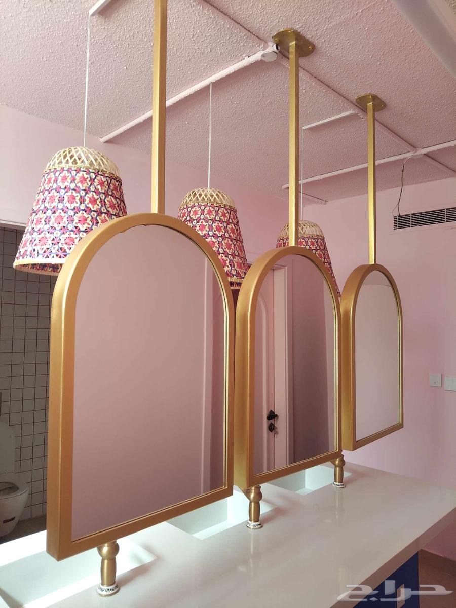 Glass contractor for Securit and mirrors64589714784515112