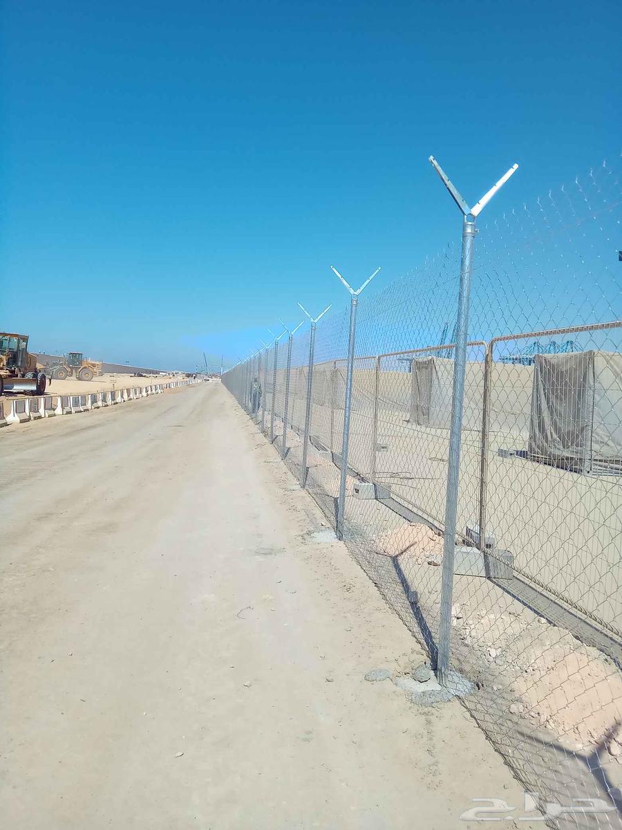 السلام عليكم ورحمة الله وبركاته نقوم بتركيب الشبوك بجميع انو64594245041666114