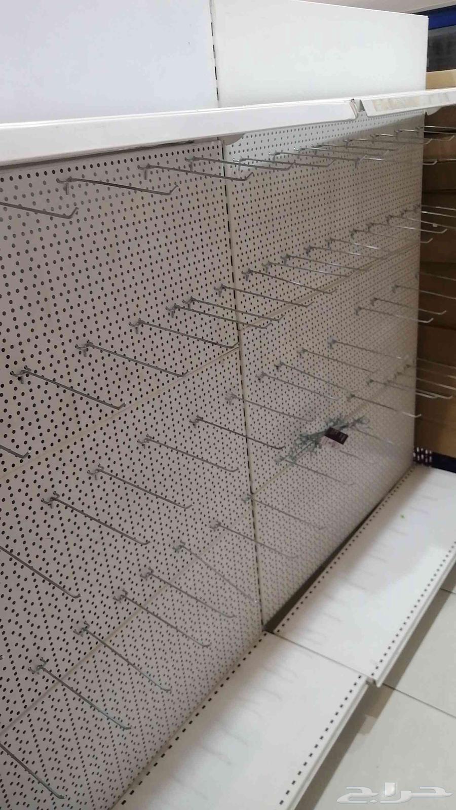 محل مجهز للتقبيل حي الخالدية امام شرطة الخالدية بدون بضاعه64594116355843112