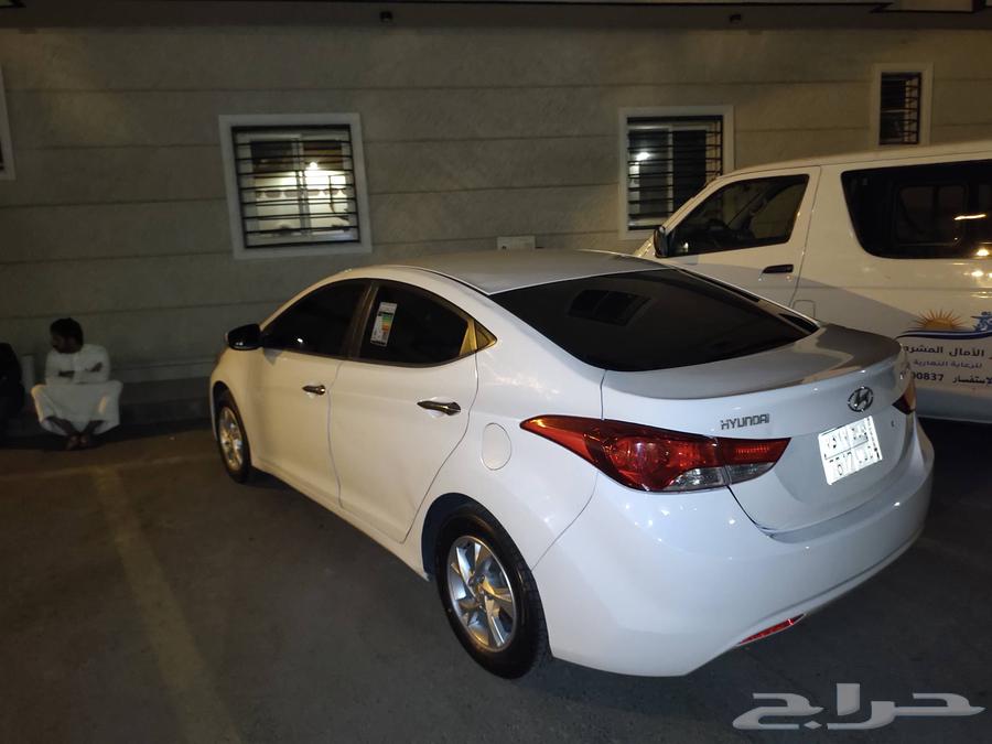 Delivery staff, male and female, contact via WhatsApp and call the number64594162054529110