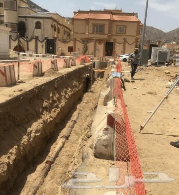 Sewerage contractor for all water and electricity steps, asphalt workers64594210471555112