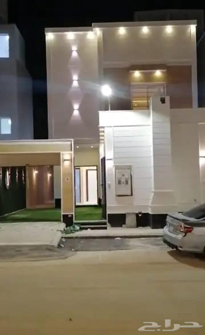 فيلا وشقة للبيع في حي طويق64594083851009110