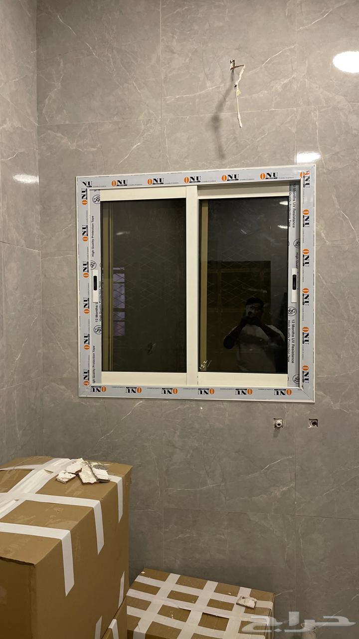 Aluminum technician specializing in custom windows and doors, and maintenance of windows and kitchens64589742448513112