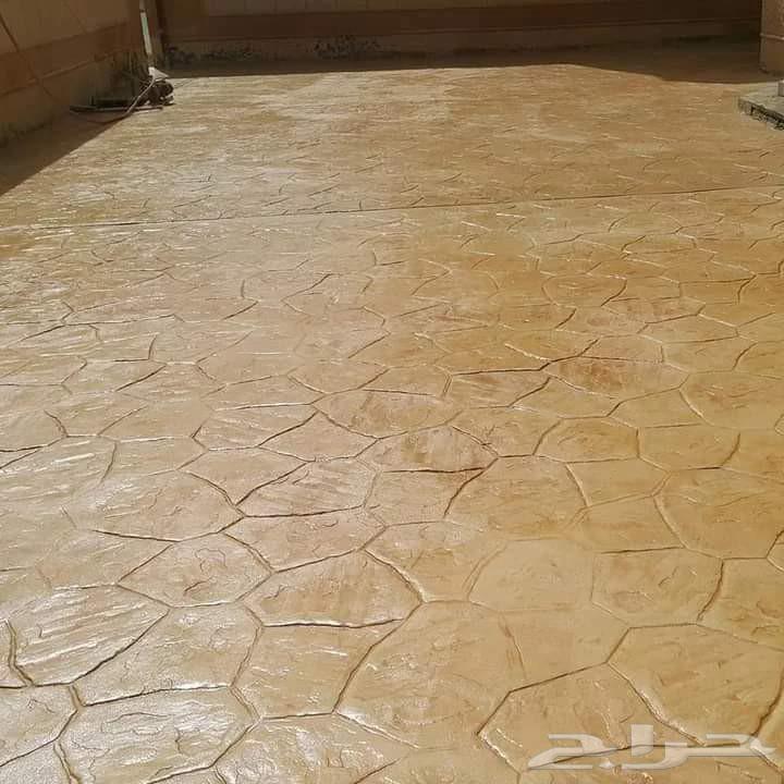 Concrete pouring with fan64594052975235113