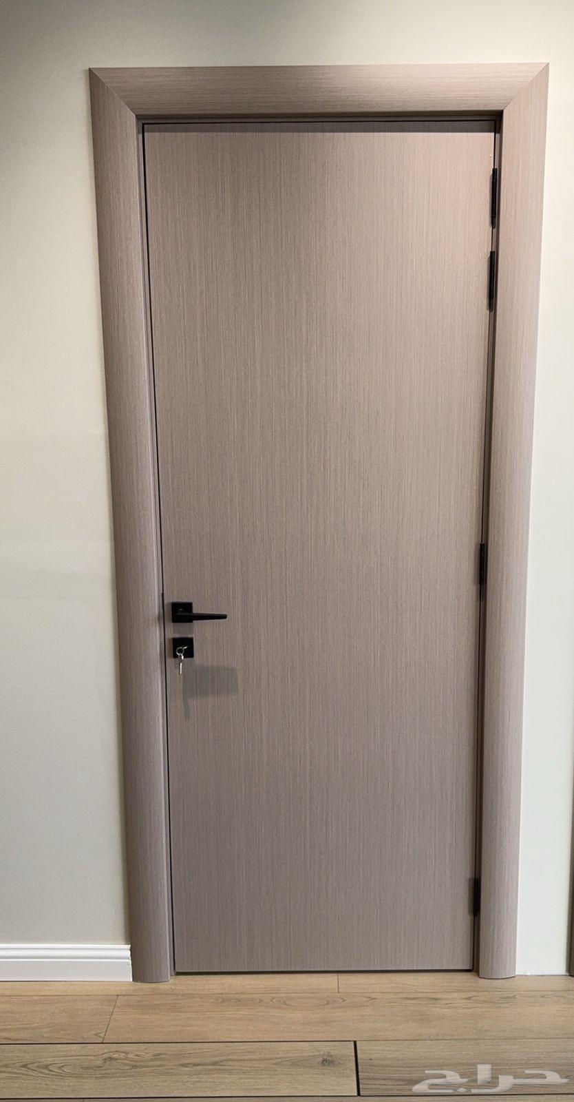 تصنيع وتركيب جميع انواع الابواب الخشبيه والديكورات64594274369411113