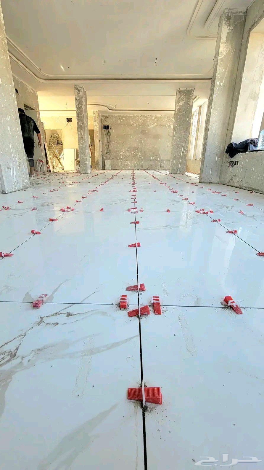 مبلط سراميك ورخام سرعه في الانجاز وعنواننا الامانه64589728603011112