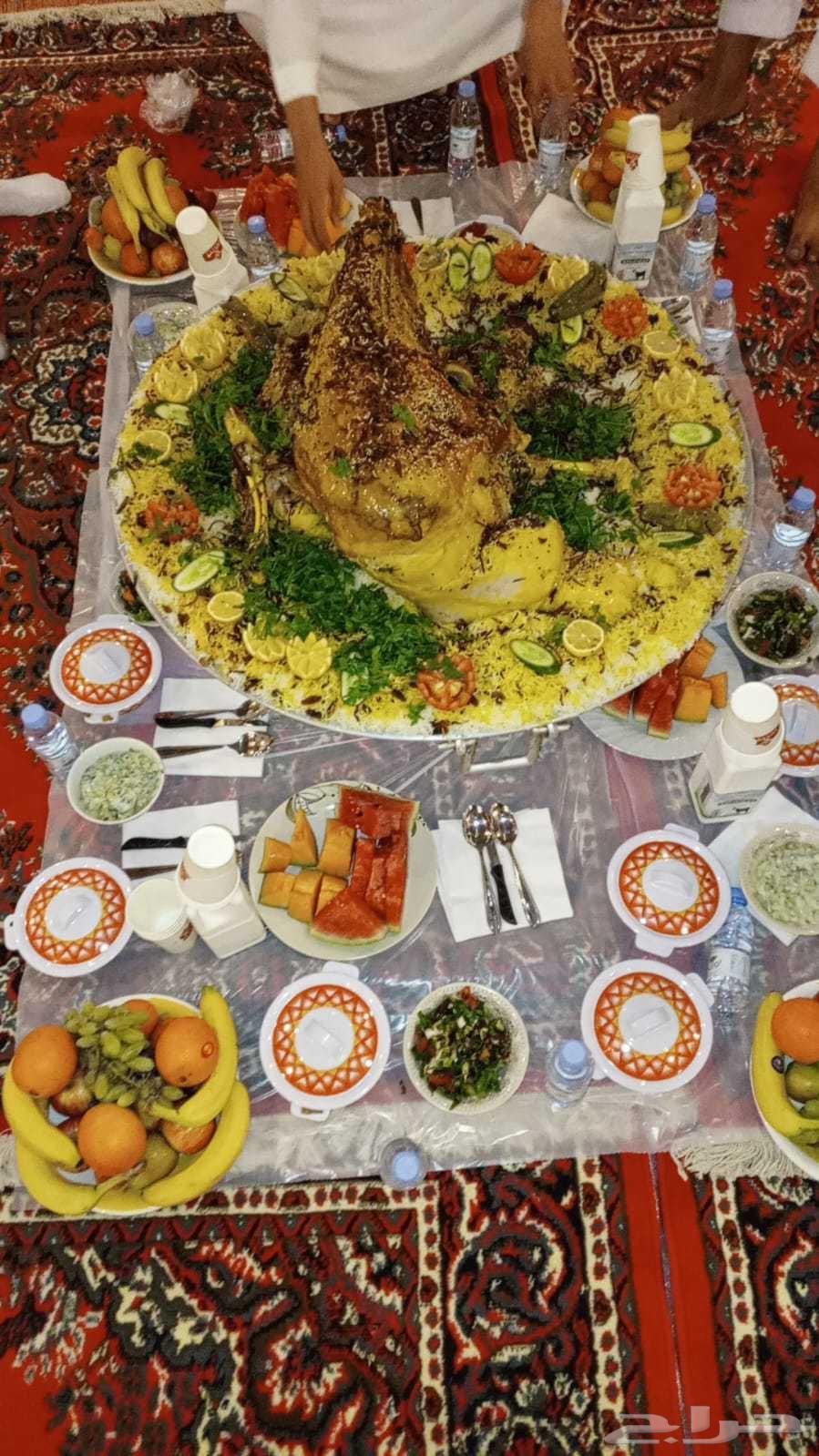 السلام عليكم يوجد لديناء طباخ متنقل داخل وخارج الرياض64594147238530112