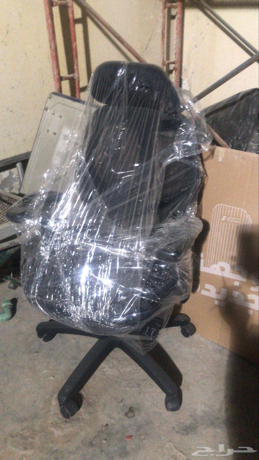 دينه 5متر ونص لنقل العفش والبضائع داخل وخارج القصيم64589714907650113