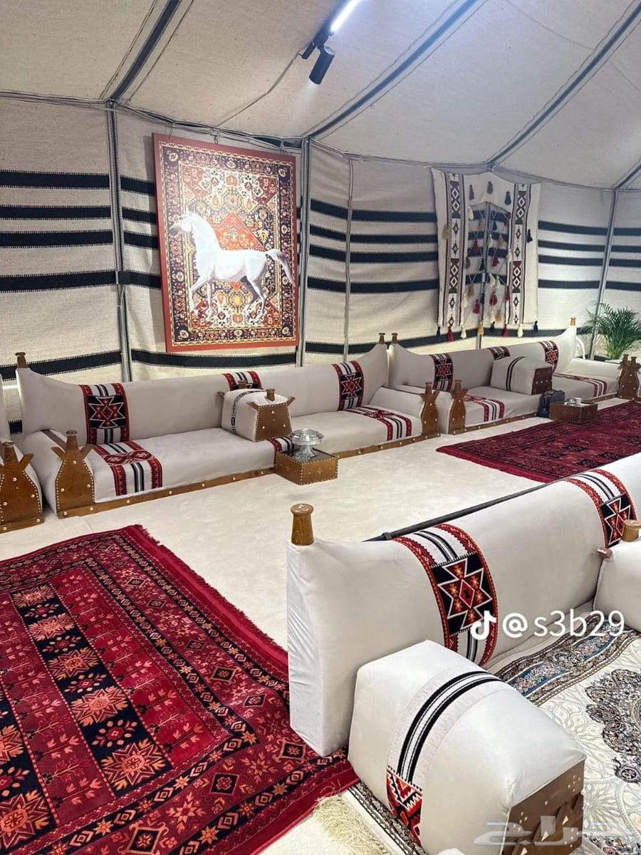 Tent decoration and installation64594244328833111