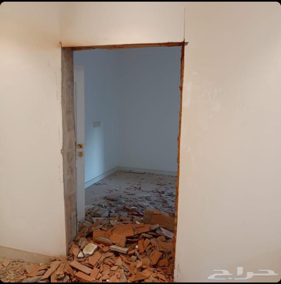 Plumber specializing in demolition of all walls and partitions, tiling, and electrical installation for all types of work64606333123457112