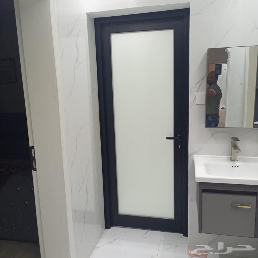 جميع انواع الامنيوم ابواب شبابيك مطابخ دربزين زجاج شاور64613453775875114