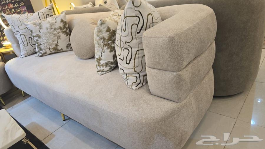 Upholstery and tailoring of all types of sofas64606389091458112