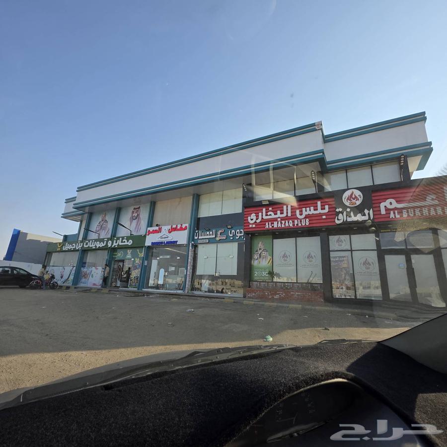 Installation of Cladding and Glass Facades64606290575105113