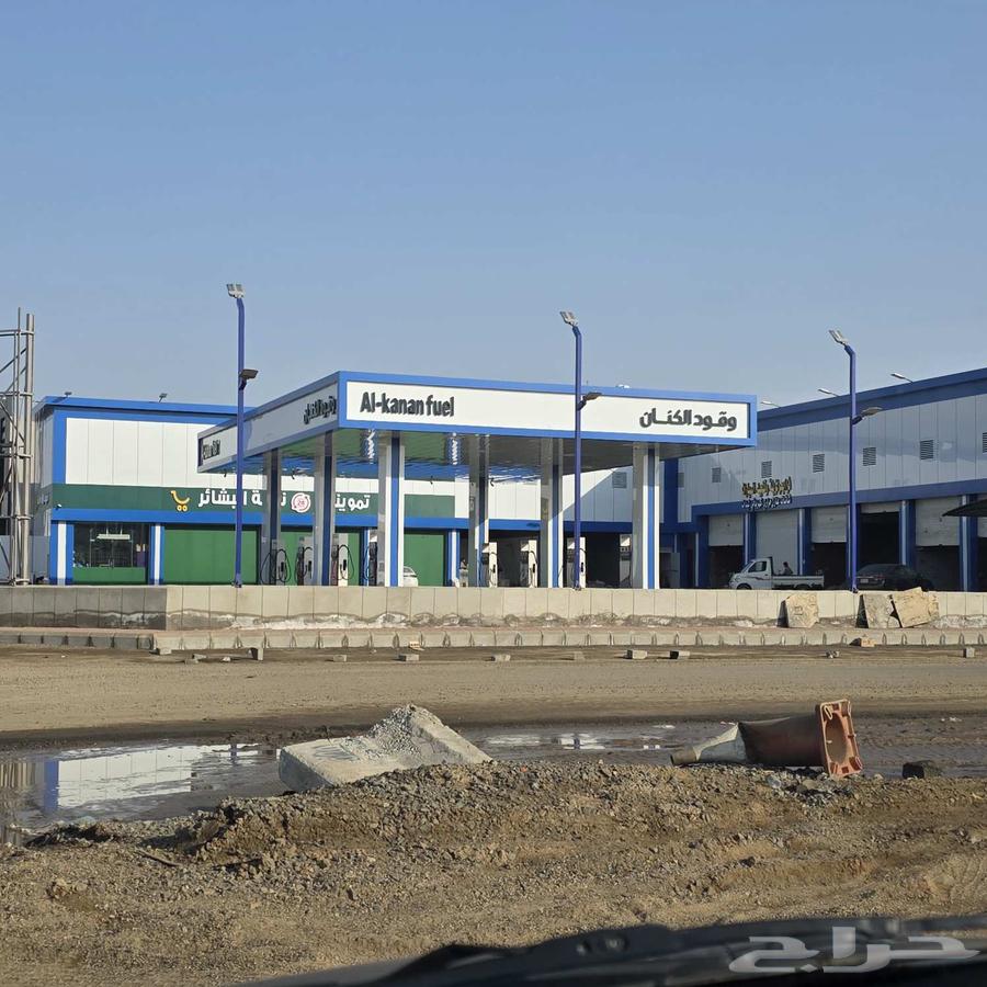 Installation of Cladding and Glass Facades64606290575105112