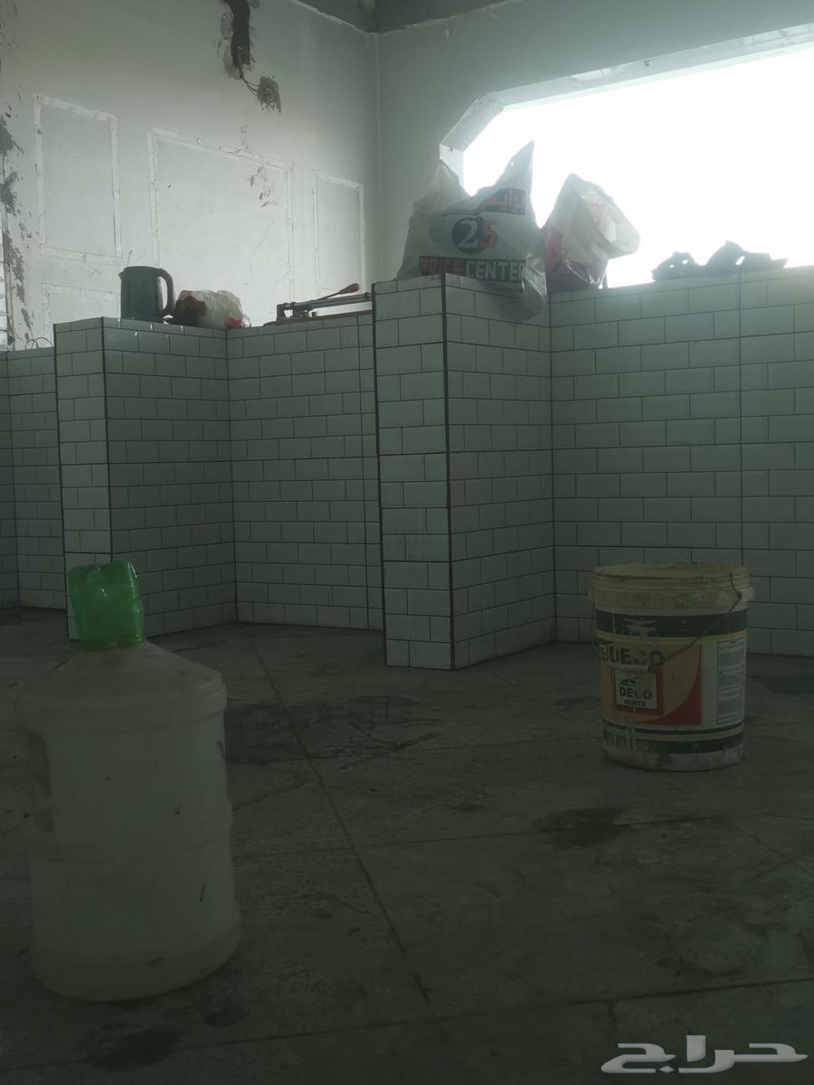 Tile Installer64606418856323111