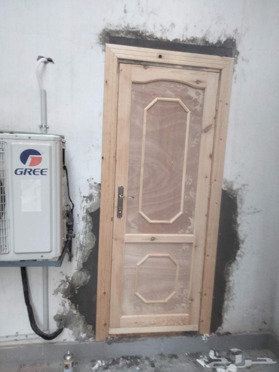 Carpenter of doors and windows64606403206785112