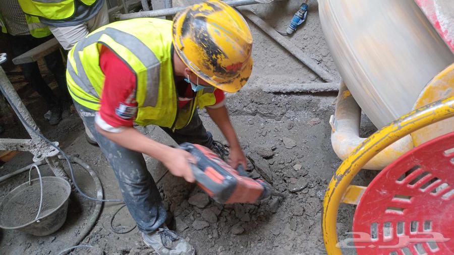 مقاول تكسير أرضيات ومطابخ وحمامات وقص بالصروخ64606418333313114