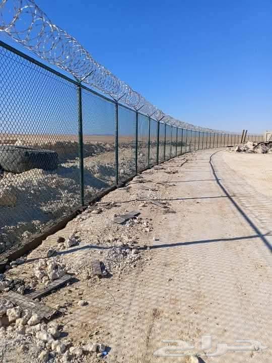 لتوريد وتركيب جميع انواع الشبوك المجلفن حسب المواصفات64606318663298114