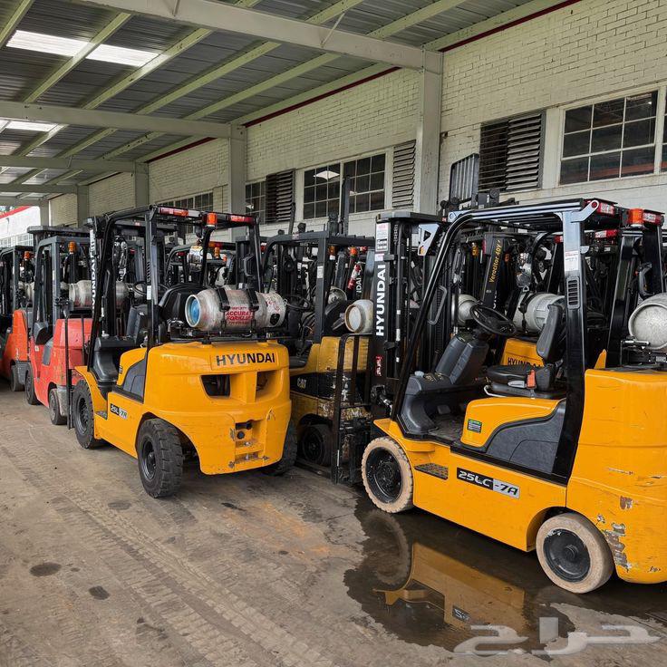 لتاجير المعدات الثقيله بجميع أنواعها يومي أو شهري64606445809410113