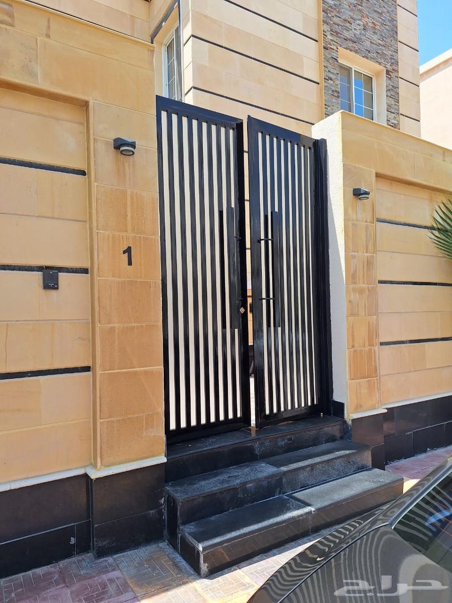 السلام عليكم نقدم لكن كافه اعمال الالمنيوم والحديد64606232801539112