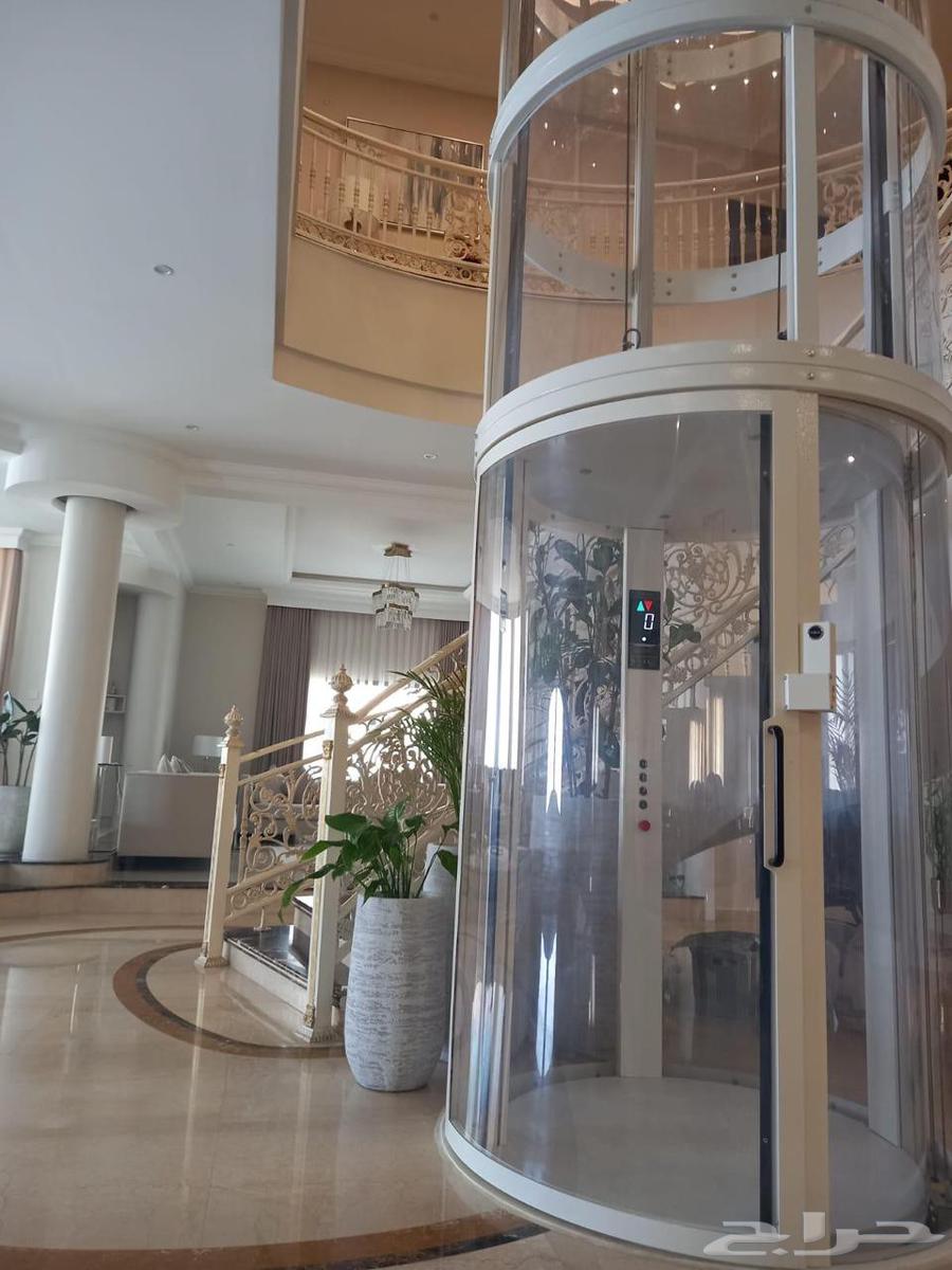 Pulse of Height Elevator Towers64606346946817110