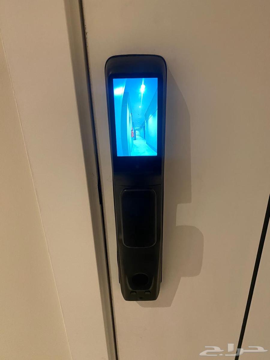 فني تركيب الاقفال الذكيه وكهربائي عام64606319219201114