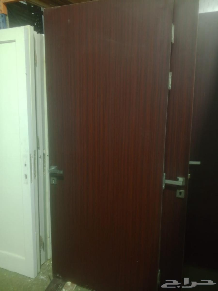 Carpenter of doors and windows64606403206785111