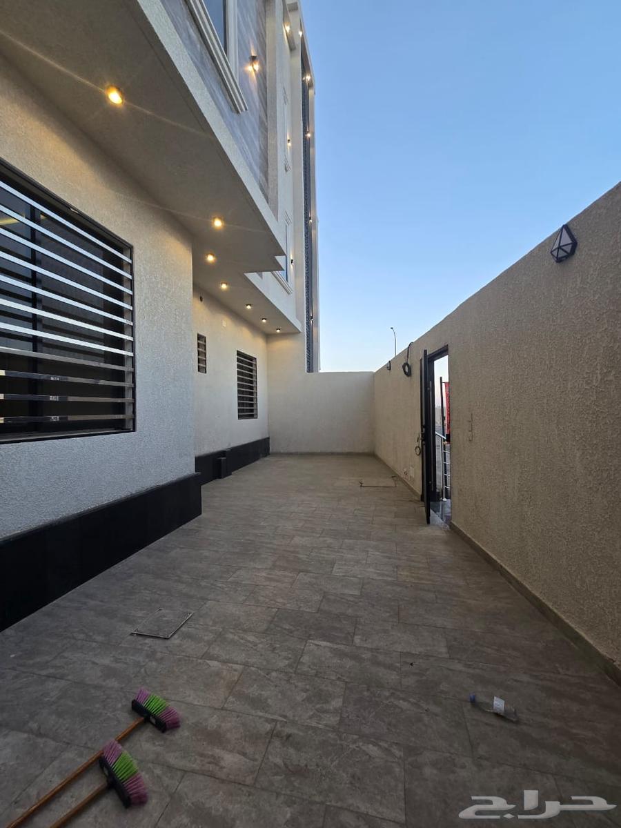 For Sale: Ground-floor Apartment with Ownership Title, Premium Finishes, Located in Al-Qurtuba District, Priced at SAR 550,00064606217062401111