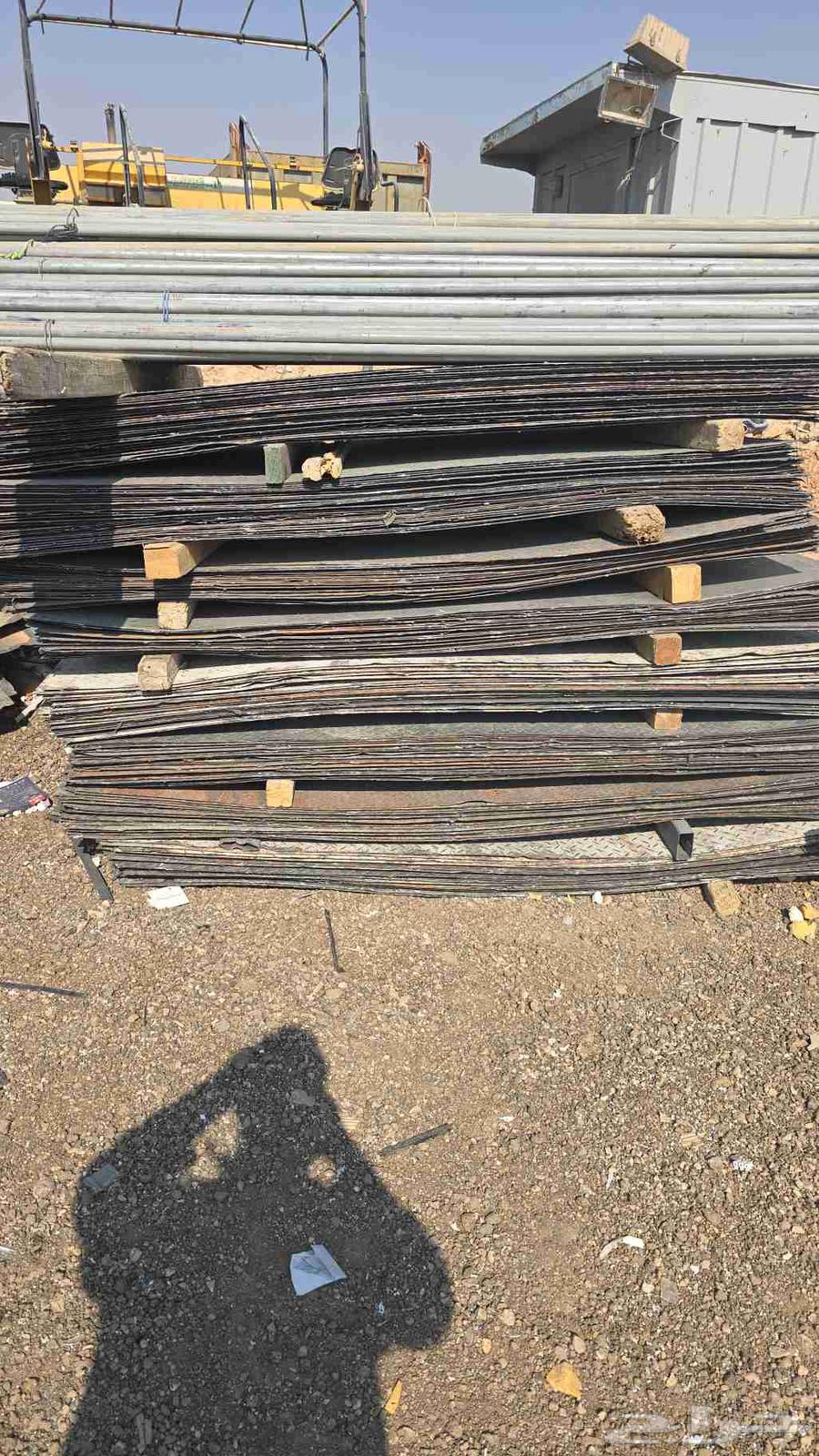 السلام وعليكم نقوم بشراء جميع انواع السكراب والصوالح64619153324034110