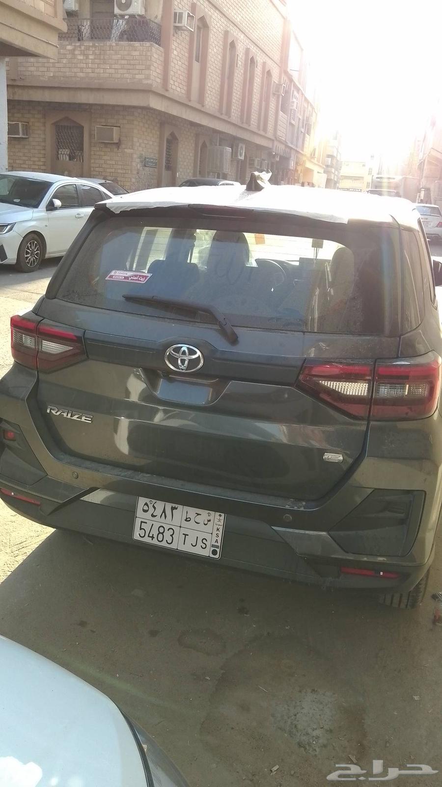 توصيل من يرغب في مشاوير64613482098179110