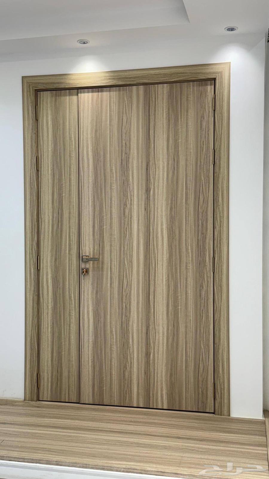 Door Carpenter: Installation, Maintenance, and Manufacturing64619094489089111